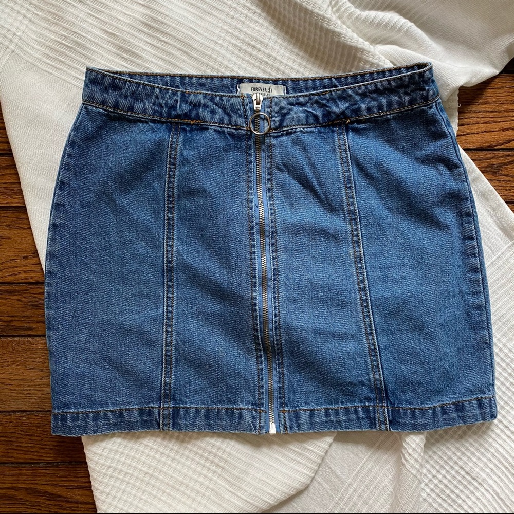 Forever 21 front zip mini Jean skirt